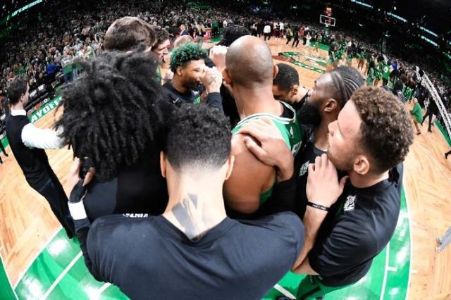 开云电脑版-从0比3到2比3，绿军找回赢球密码！大逆转在路上？